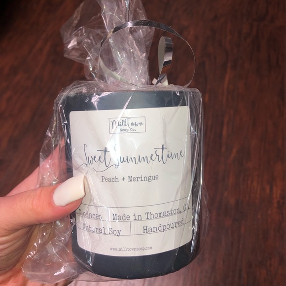 NEW Milltown Soap Co. Candle - Picture 6 of 6